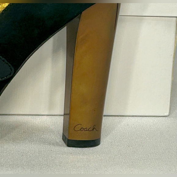Women’s Coach Davine Platform Black Suede with Gold Heel Size 8 Great Condition! - Picture 3 of 16